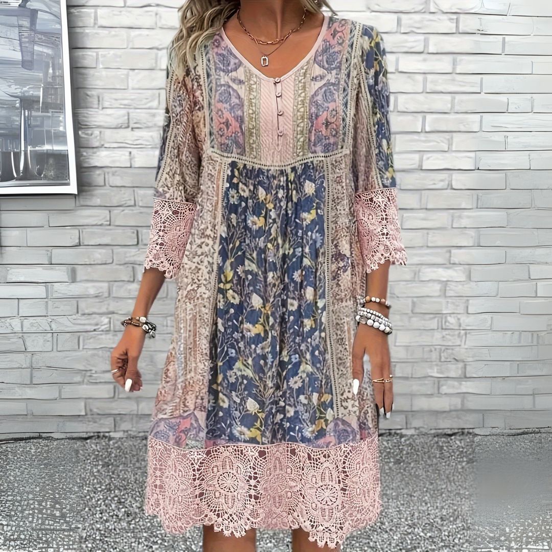Solène | Boho-Kleid mit V-Ausschnitt, Spitzenärmeln und Blumenprint für Frauen