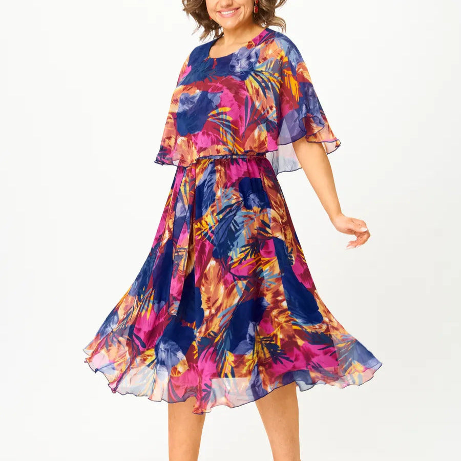 Talina | Leichtes Midikleid mit Cape-Overlay und buntem Print für Frauen