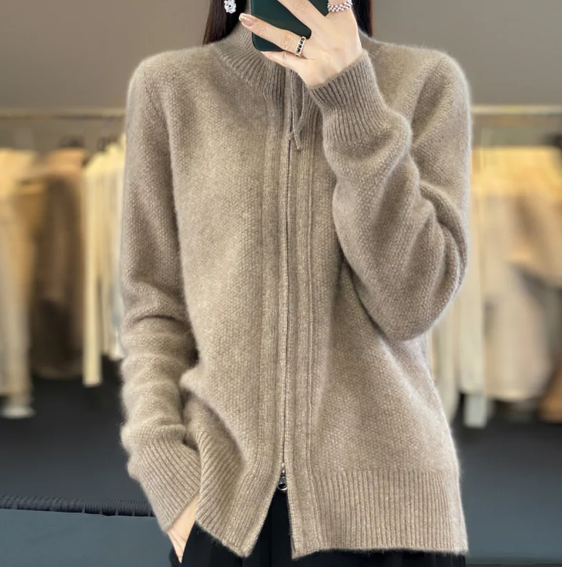 CHEZKA | GEMÜTLICHER WOLL-KASCHMIR-CARDIGAN