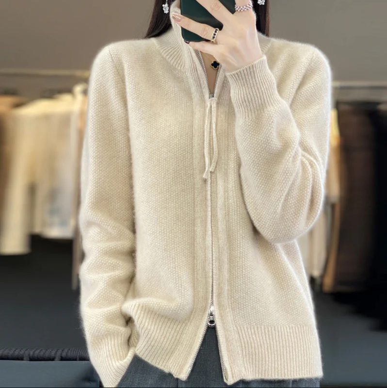 CHEZKA | GEMÜTLICHER WOLL-KASCHMIR-CARDIGAN
