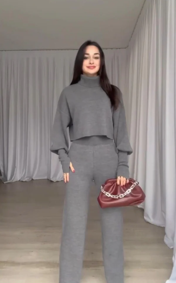 NAOMI | FRISCHES KOORDINIERTES OUTFIT