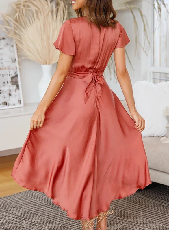 ELLA | FLIEßENDES SEIDENKLEID