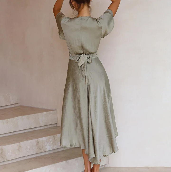 ELLA | FLIEßENDES SEIDENKLEID
