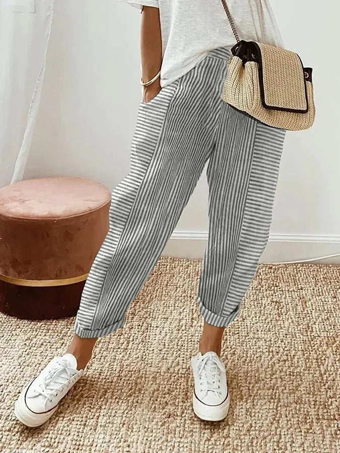 Brigitte | Gestreifte Damenhose mit Taschen